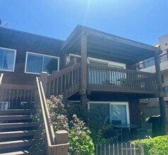8151 Camino Del Oro in San Diego, CA - Building Photo - Building Photo
