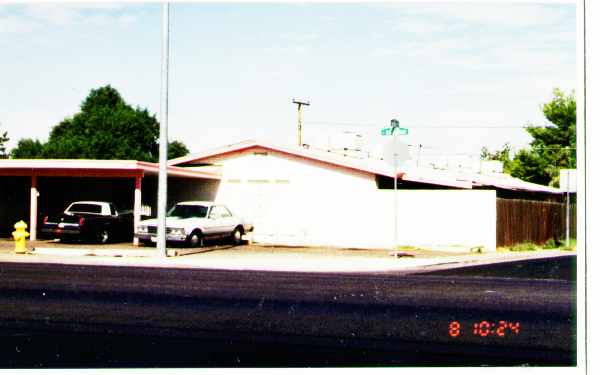 1432 E Broadway in Mesa, AZ - Foto de edificio - Building Photo