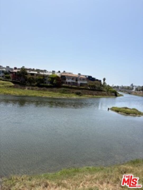 120 Hurricane St in Marina Del Rey, CA - Building Photo - Building Photo