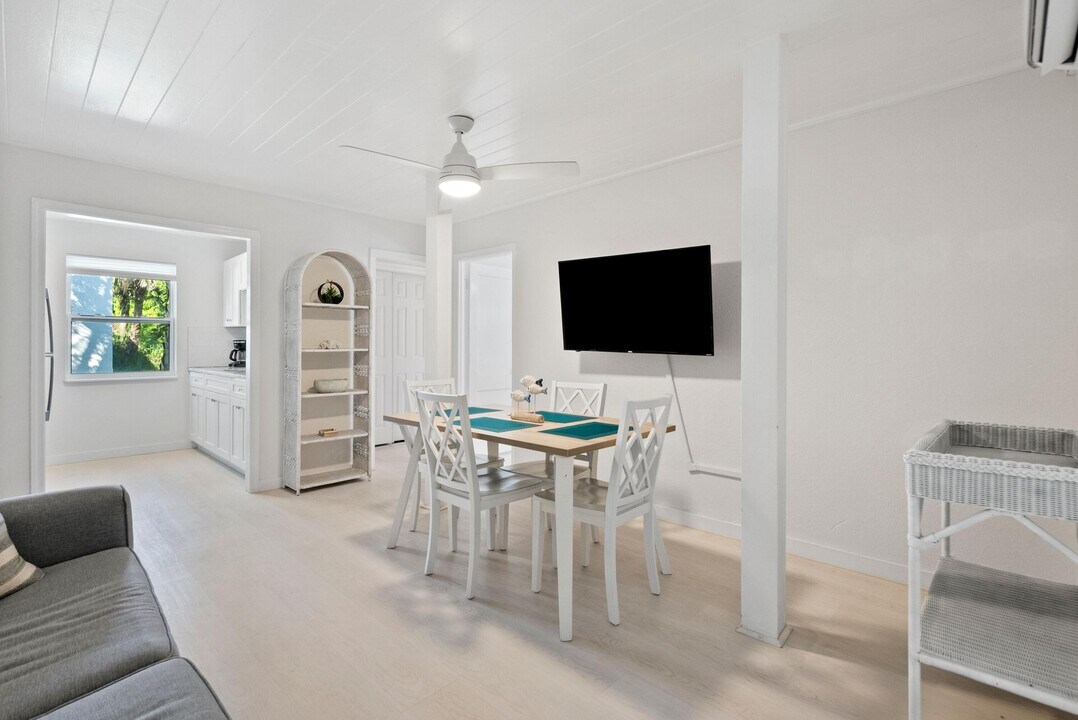 670 Hernando St in Fort Pierce, FL - Building Photo