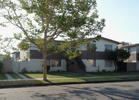 2605 S Baker St Apartments