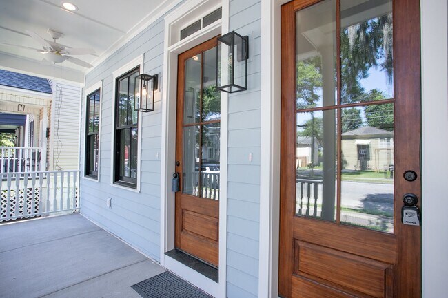 property at 1720 Barnard St