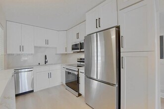 2650 Greenwood Terrace in Boca Raton, FL - Building Photo - Building Photo