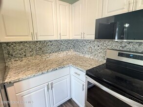 265 Winfall Ave SW in Palm Bay, FL - Building Photo - Building Photo