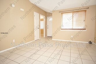 1553 Rebecca Ann Dr in El Paso, TX - Building Photo - Building Photo