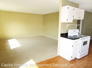 3705 SE 35th Pl in Portland, OR - Foto de edificio - Building Photo