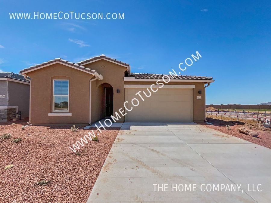 35030 S Stargazer Ave in Red Rock, AZ - Building Photo