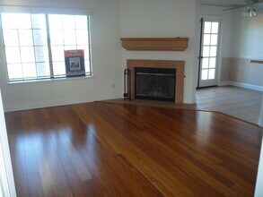 2828 Famosa Blvd in San Diego, CA - Building Photo - Building Photo