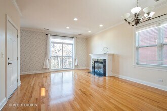 7250 N Oakley Ave in Chicago, IL - Building Photo - Building Photo