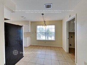 1374 New Tree Ln in Missouri City, TX - Foto de edificio - Building Photo