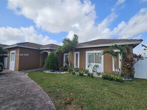 718 SE 12th Ter in Homestead, FL - Building Photo - Building Photo