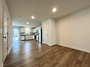 137 Villa Ln in Lincolnton, NC - Building Photo - Building Photo