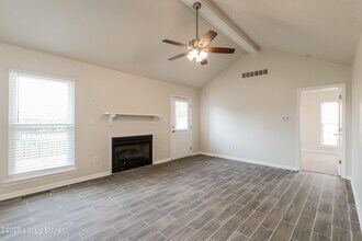 2045 Osprey Cove Ave in Shelbyville, KY - Building Photo - Building Photo