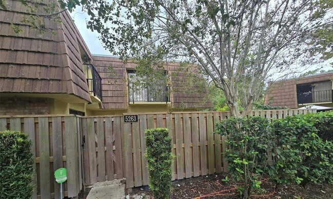 property at 5263 Brook Ct
