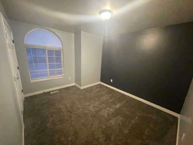 property at 854 S 600 E