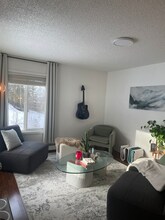 18414 Amonson Rd in Anchorage, AK - Building Photo - Building Photo
