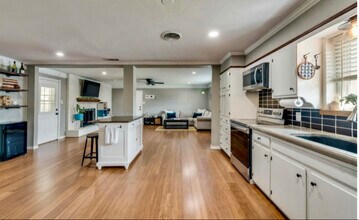 4809 Blaney Ave in Fort Worth, TX - Foto de edificio - Building Photo