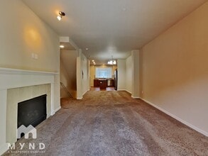 179 NE 80th Ave in Beaverton, OR - Building Photo - Building Photo