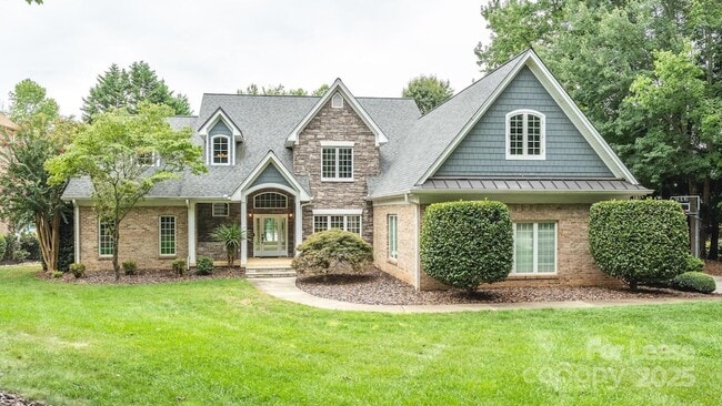 property at 112 Cedar Bluff Ln