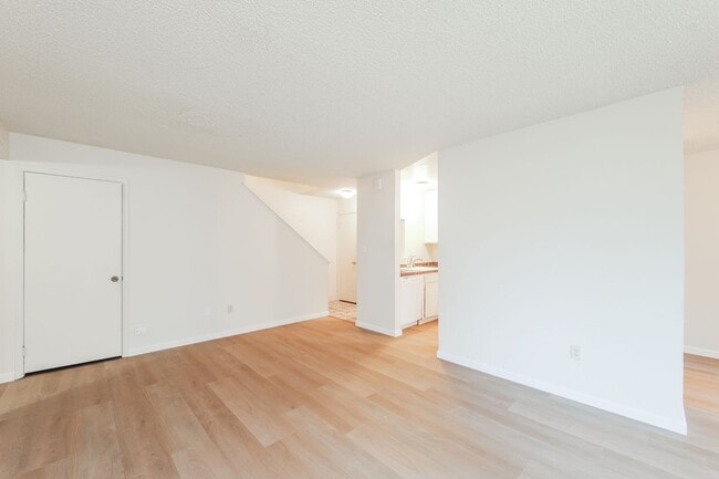 1970 Knolls Dr in Santa Rosa, CA - Building Photo - Building Photo