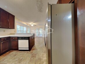 401 Streamview Ln in Stockbridge, GA - Building Photo - Building Photo