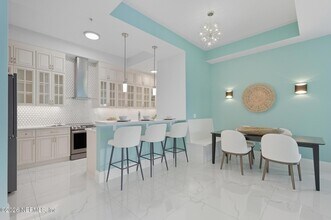 200 Ocean Crest Dr, Unit 1111 in Palm Coast, FL - Foto de edificio - Building Photo