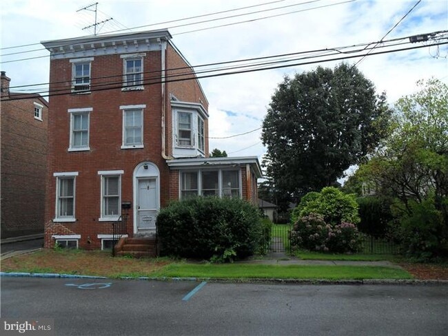 109 E 2nd St in New Castle, DE - Building Photo - Building Photo