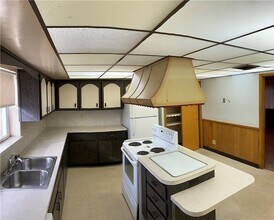 209 NW 1st Ave in Dania Beach, FL - Foto de edificio - Building Photo
