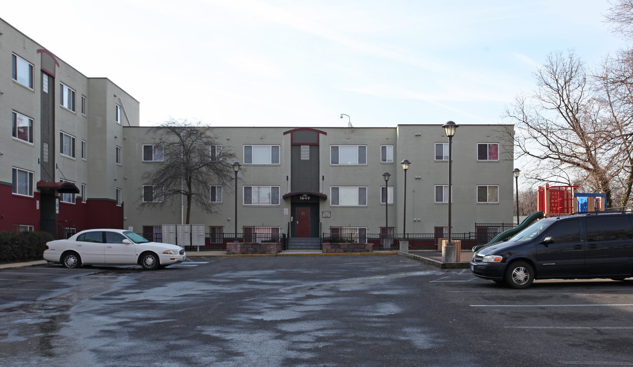 Galen Terrace in Washington, DC - Building Photo