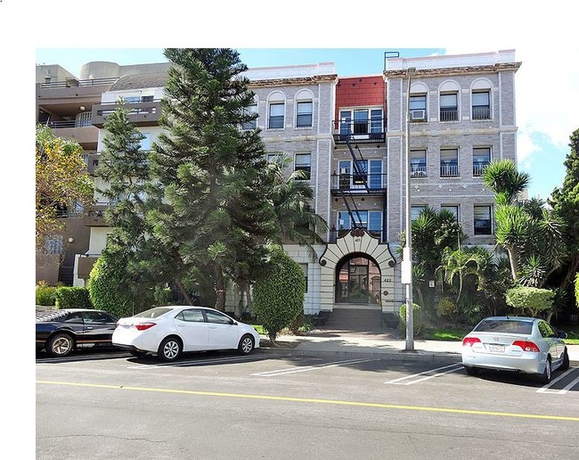 425 S Detroit St in Los Angeles, CA - Building Photo - Primary Photo