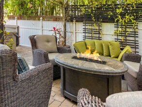 1276 Pine Ave in Carlsbad, CA - Building Photo - Building Photo