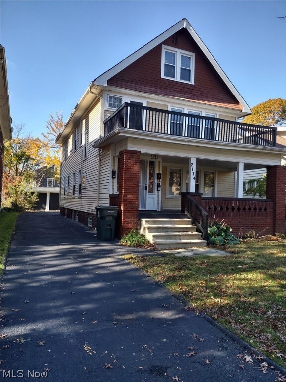 2174 Oakdale Rd in Cleveland Heights, OH - Building Photo - Building Photo