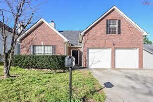 3633 Gray Birch Dr in Decatur, GA - Building Photo