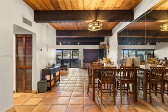 19440 NE 26th Ave in Miami, FL - Building Photo - Building Photo