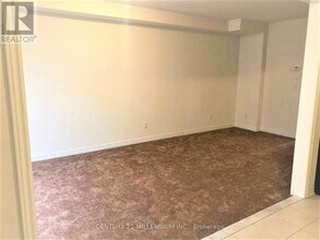 72 Palace St in Thorold, ON - Building Photo - Building Photo