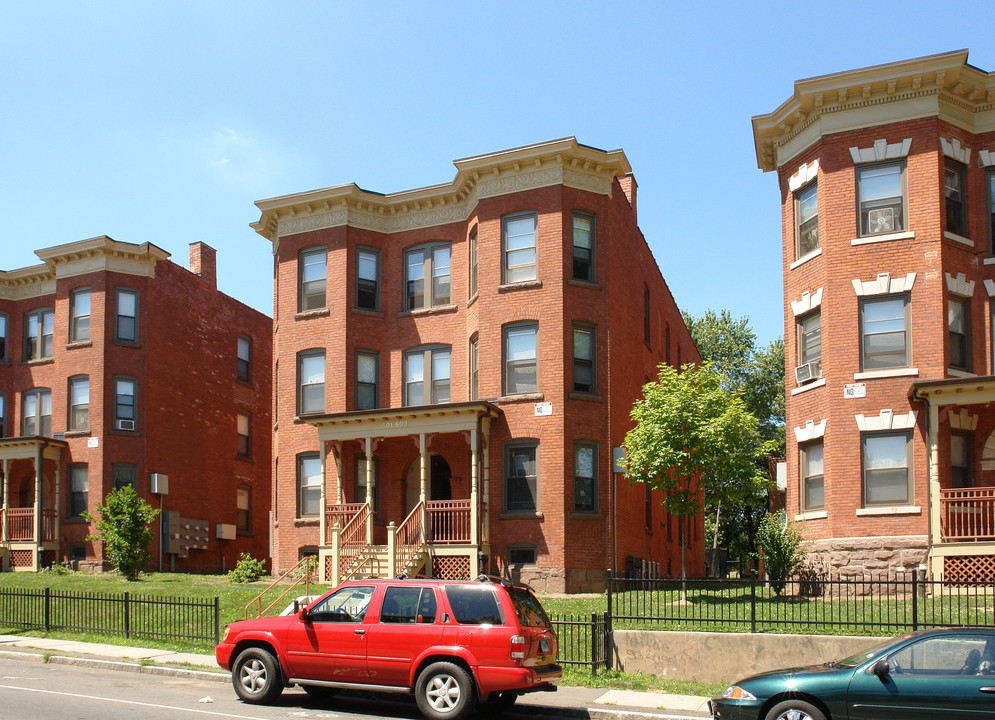 601-603 Zion St in Hartford, CT - Building Photo