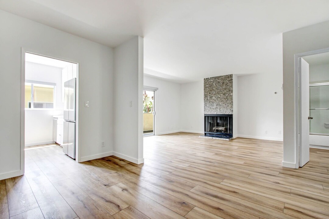 843 18th St in Santa Monica, CA - Building Photo