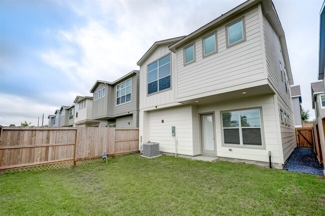 property at 1844 Parana Dr