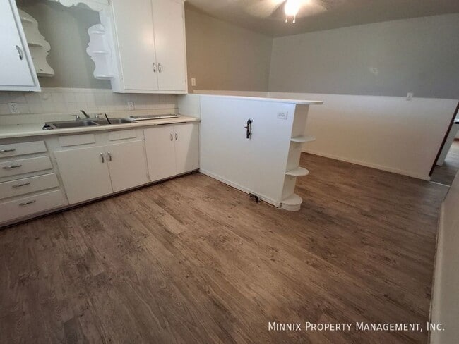 310 SW 42nd Ave, Unit B