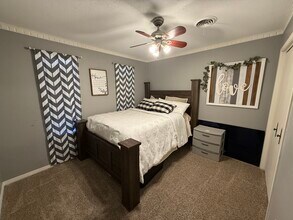 1106 Parr St in Amarillo, TX - Foto de edificio - Building Photo