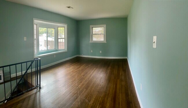 15003 Illinois Rd in Woodbridge, VA - Building Photo - Building Photo