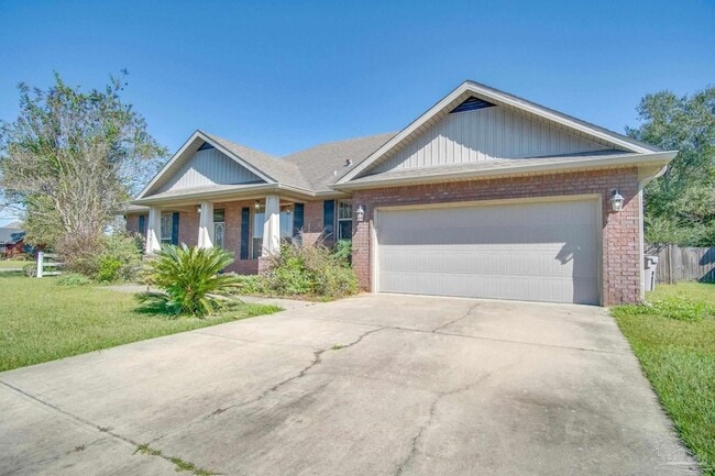 7498 Deck Ln in Pensacola, FL - Building Photo - Building Photo