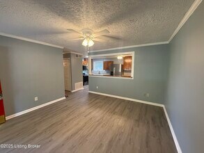 10507 Millers Ln in Louisville, KY - Building Photo - Building Photo