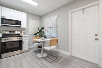 1350-1400 NE 5th Ter in Fort Lauderdale, FL - Building Photo - Building Photo