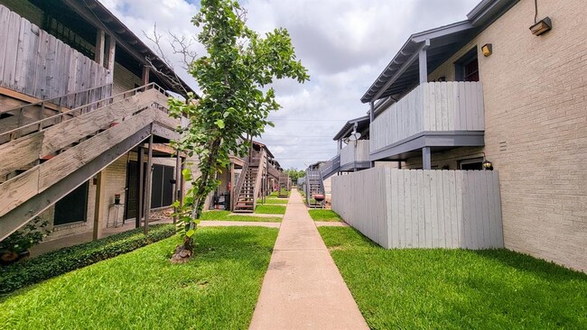 property at 4500 Sherwood Ln