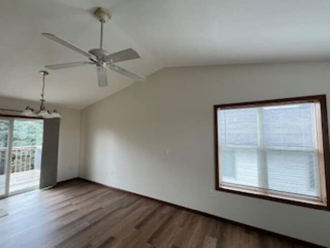 property at 2716-2718 N Wright Rd