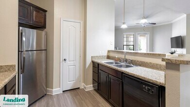 6101 N Riverside Dr in Fort Worth, TX - Building Photo - Building Photo