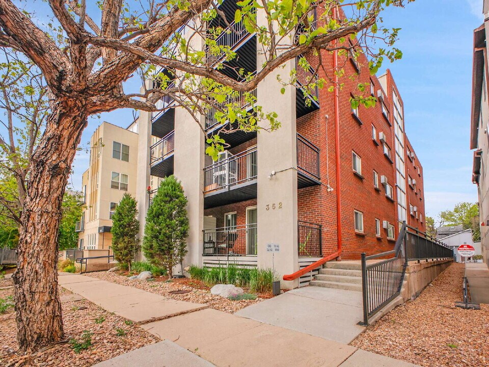 352 S Lafayette St in Denver, CO - Building Photo
