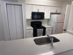 3016 Parkway Blvd in Kissimmee, FL - Building Photo - Building Photo