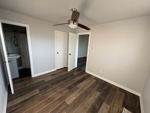 7957 Church Ave, Unit A in Highland, CA - Foto de edificio - Building Photo